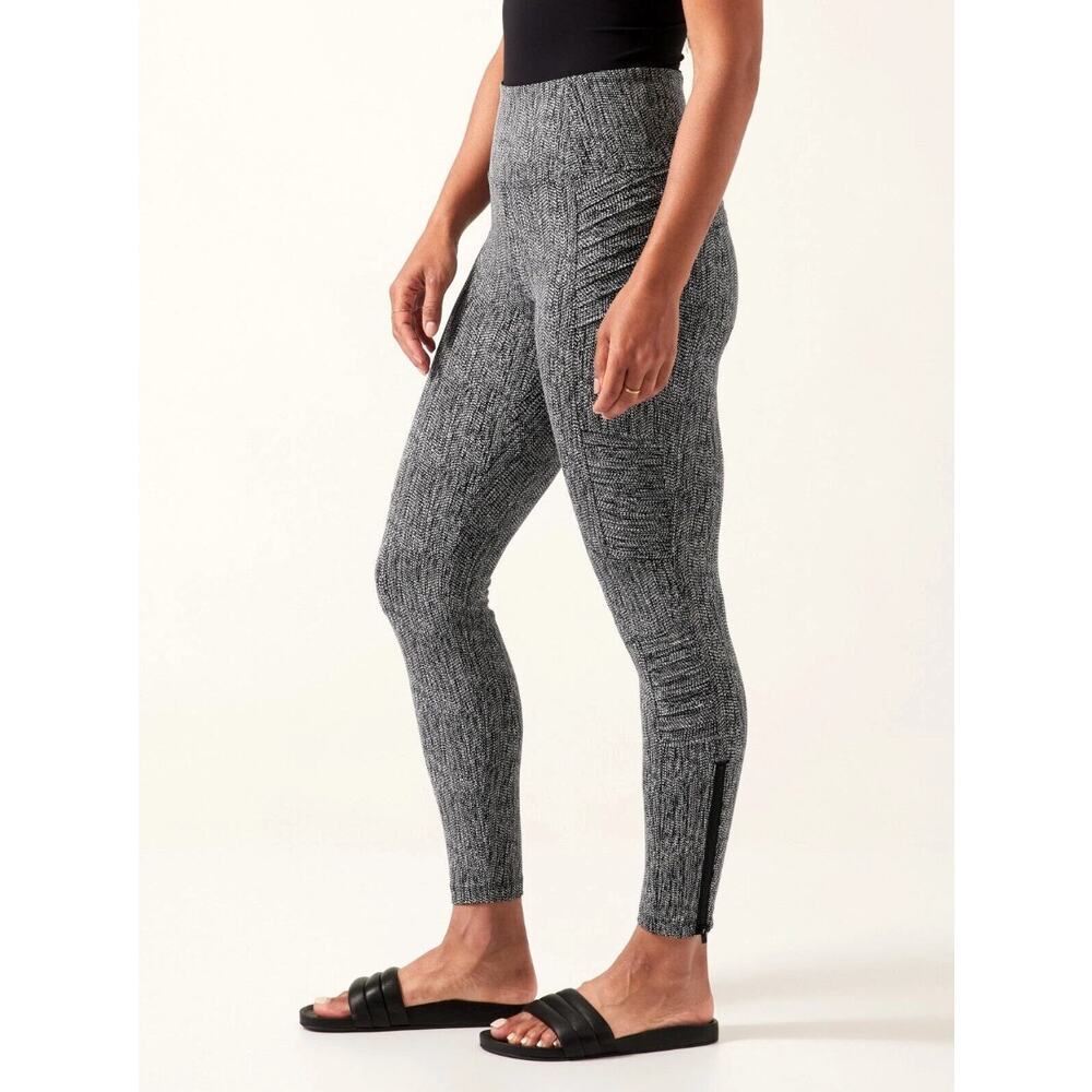 Athleta Delancey Textured Moto Tight‎ EUC Black White High Waist Compression